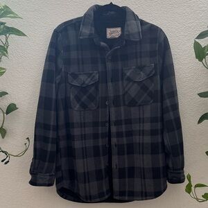 Boston Traders Men’s Plaid Flannel Shirt Jacket Size S, Lined, Good Condition